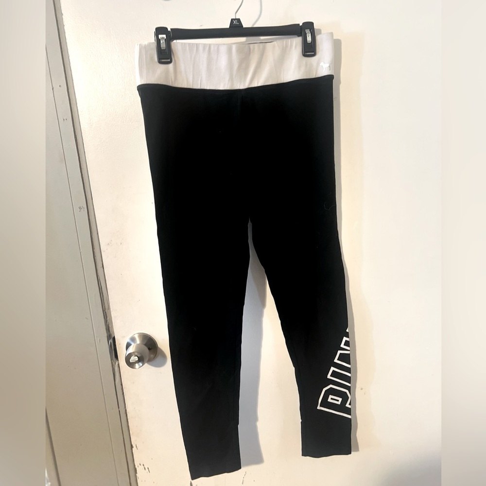 VS Ping yoga leggings